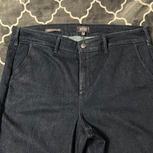 NYDJ jeans never worn